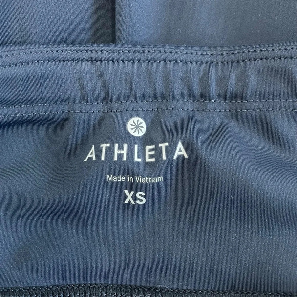 Athleta Women’s Aura Sonar Capri Mesh Leggings in Navy Blue Size XS - Picture 10 of 15